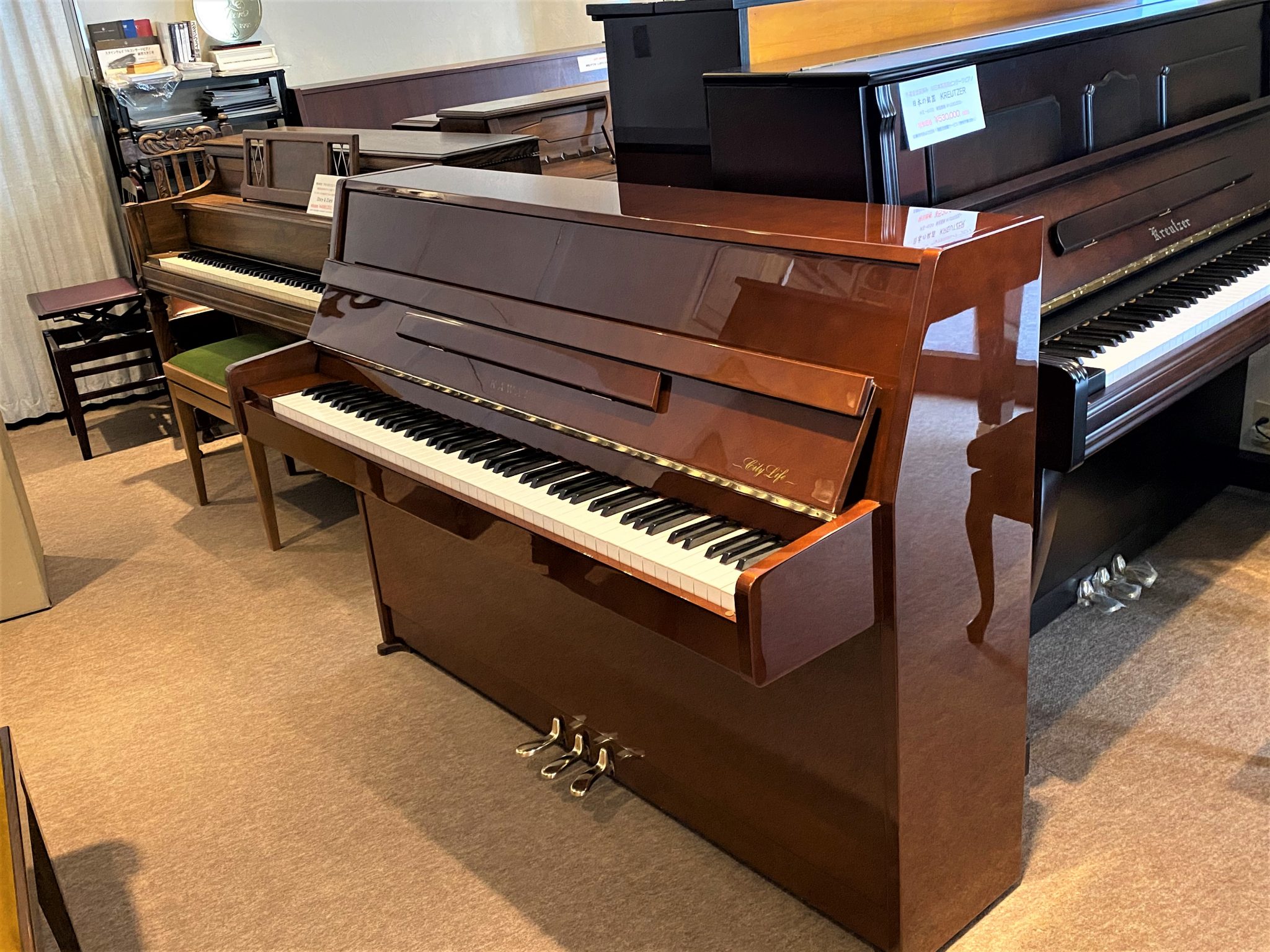 カワイリニューアルピアノ Ｃ113 家具調コンパクト - 鍵盤楽器、ピアノ